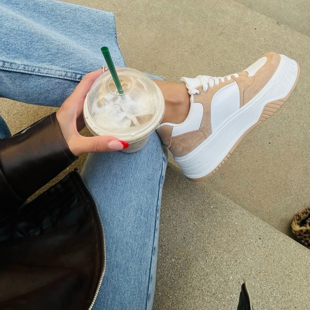 Fabletics Platform Sneakers